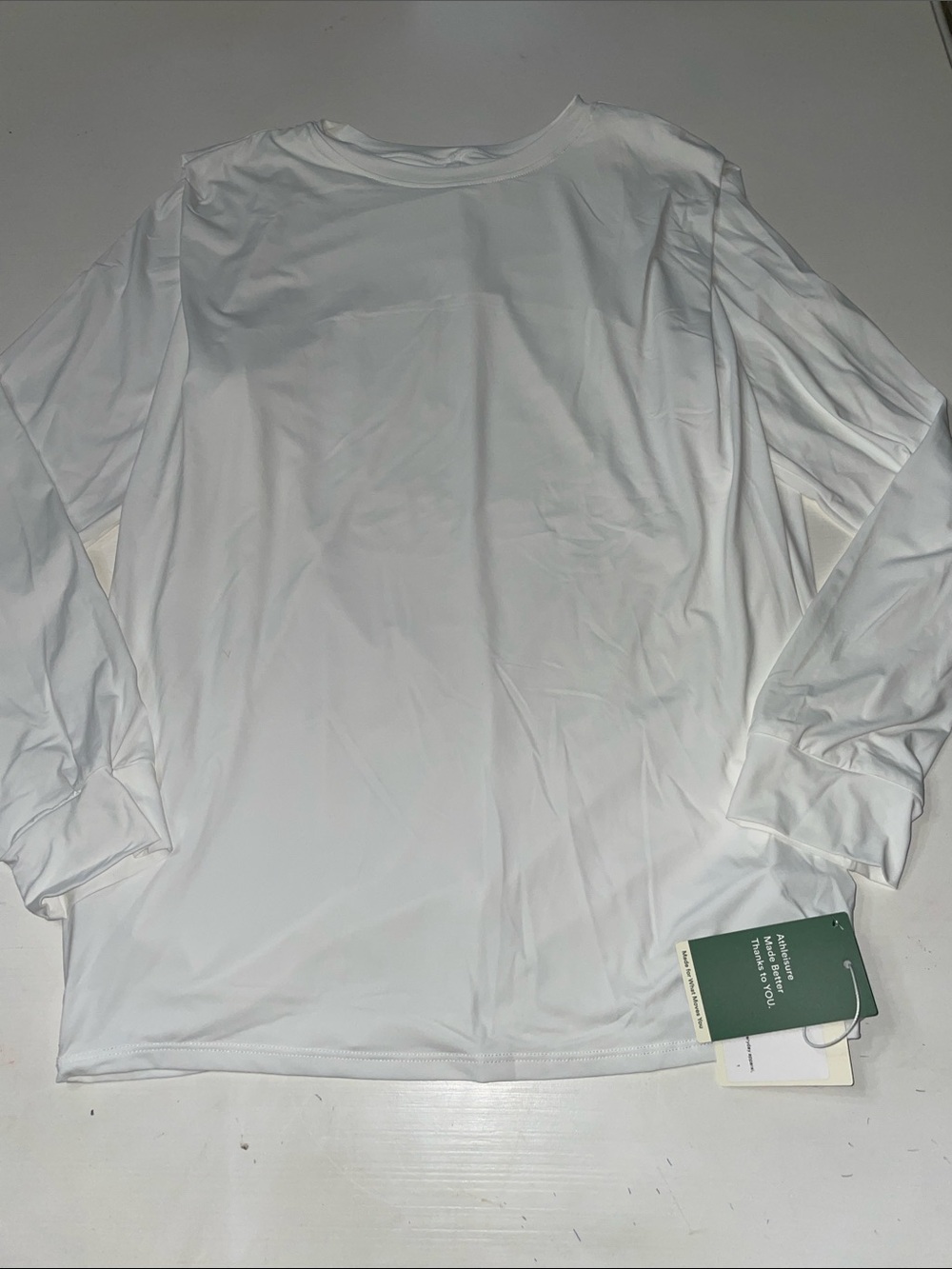 NWT HALARA white activewear top medium
